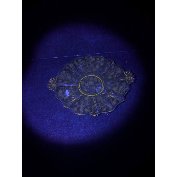 Fostoria Etched Chintz Cake Platter with‎ Handles, Uranium Glassware, Home Decor - Picture 2 of 6
